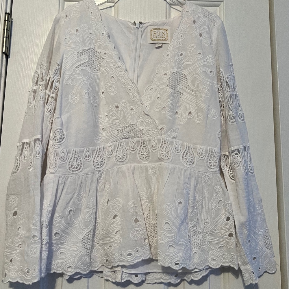 Sail to Sable white eyelet long sleeve top